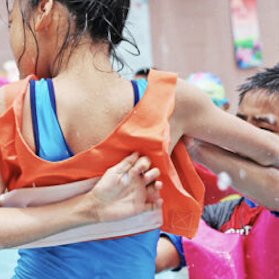 P&G Gemeinsam stärker: Schwimmen lernen – Sicherheit fürs Leben #Kinderschwimmkurse